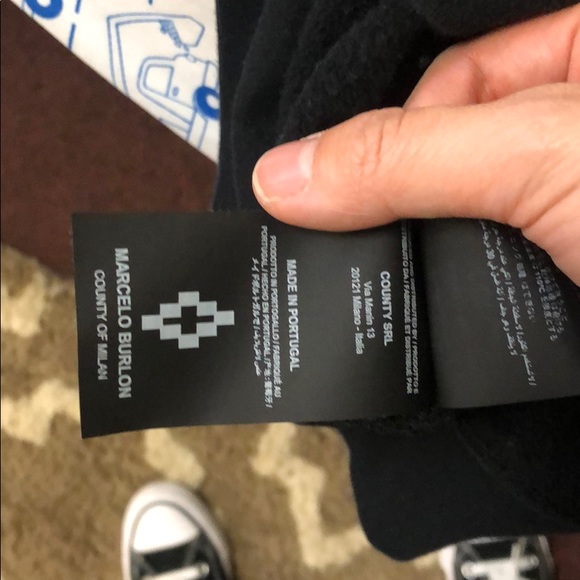 sweatshirt - Picture 6 of 6